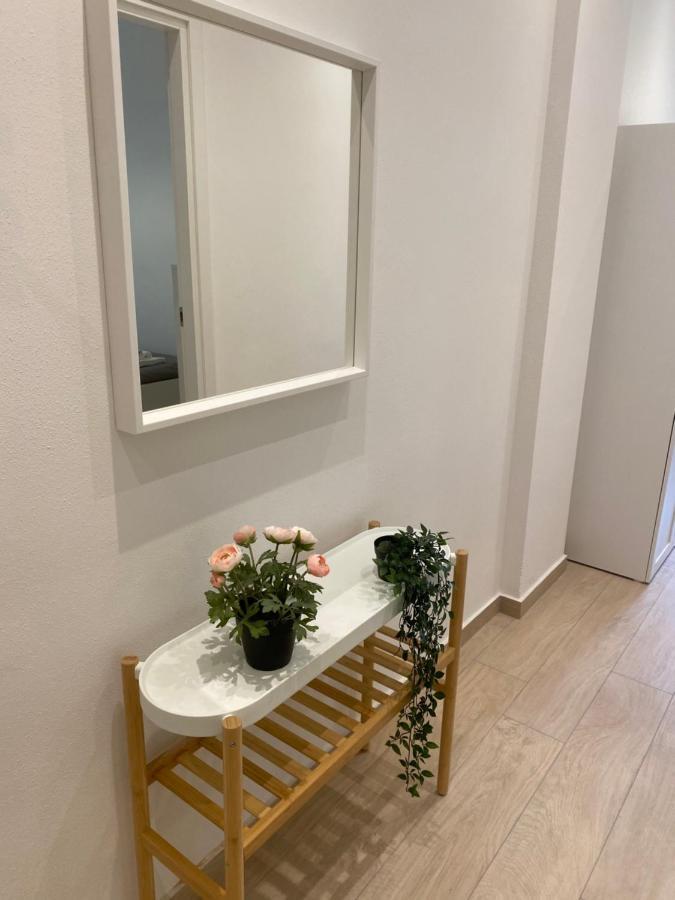 Modern City Apartment Modena Eksteriør bilde
